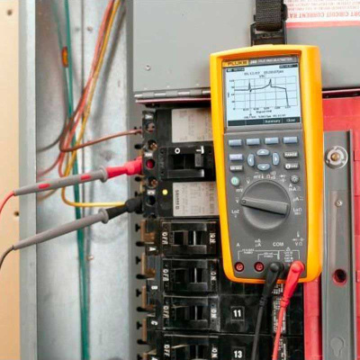 Комплект мультиметр Fluke 289 с токовыми клещами Fluke i400